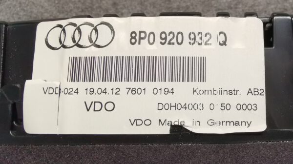 Audi A3 8P Facelift Tacho Farb-FIS 8P0920932Q Kombiinstrument Benzin VDO – Bild 5